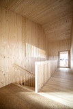 Mittelgang mit Treppe