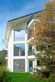Import: Chaus.jpg